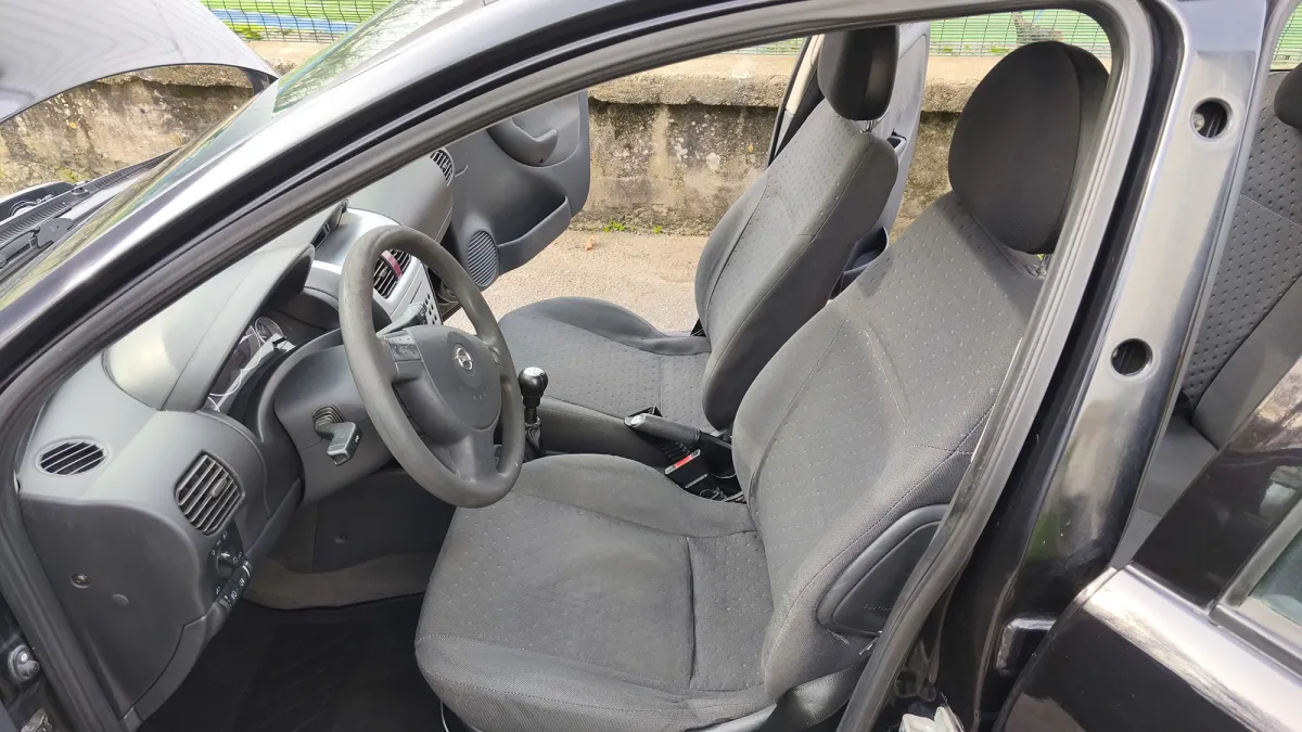 Opel / Vauxhall Corsa